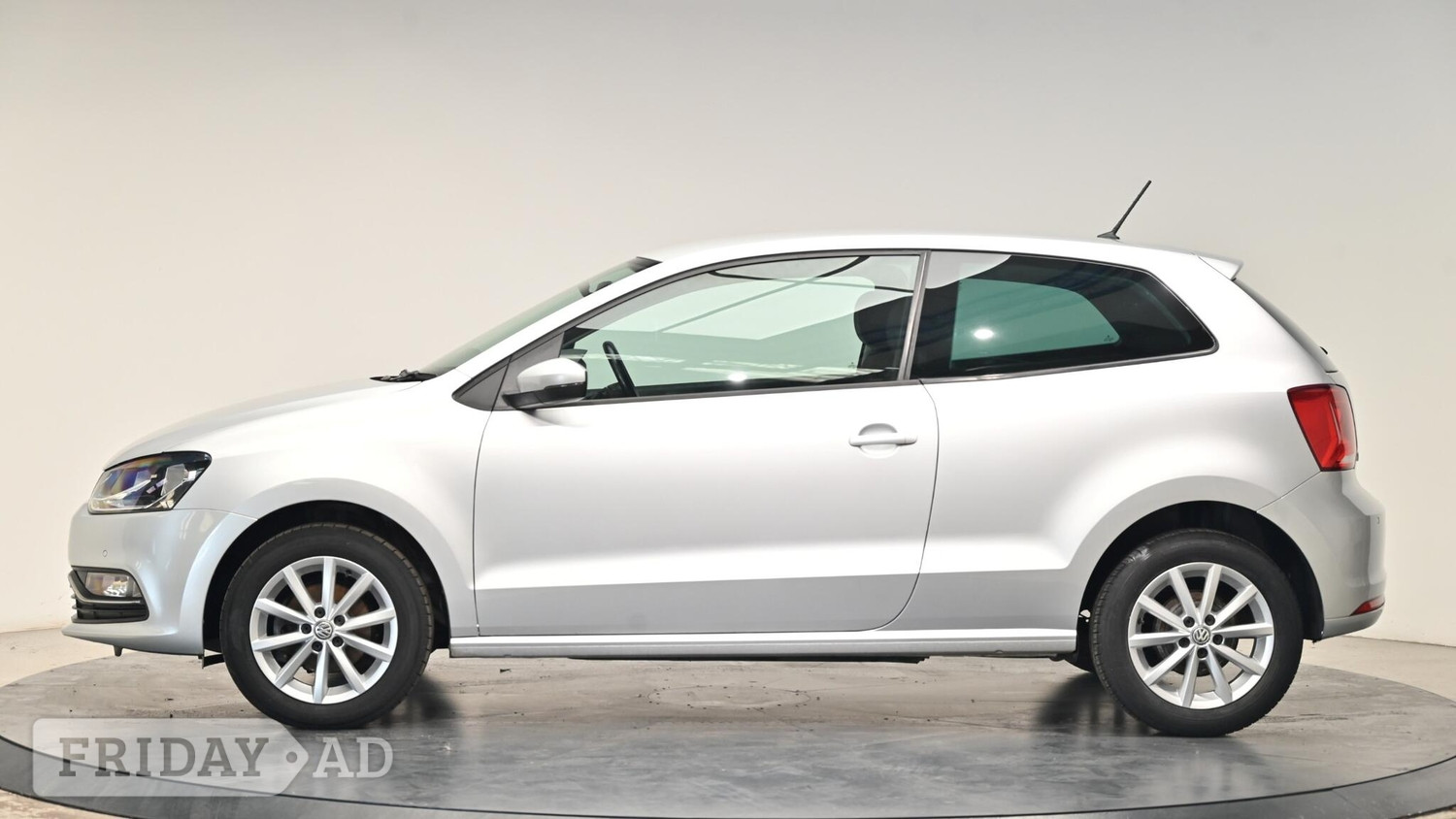 [ berth ]Volkswagen Polo