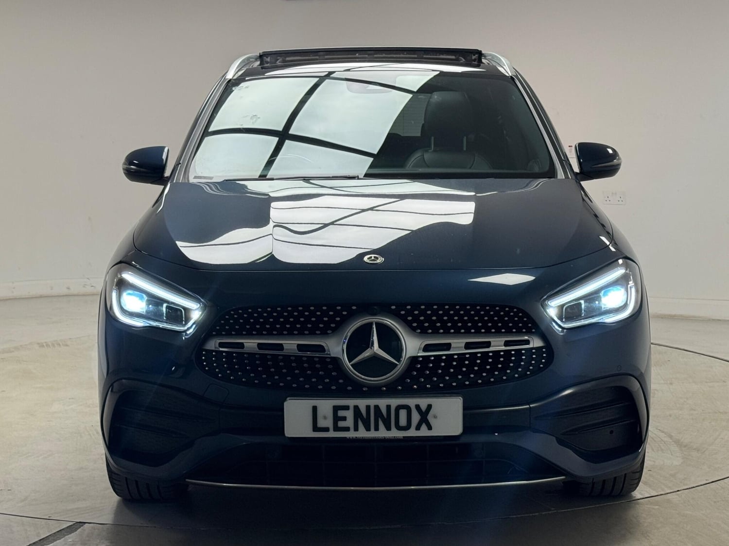 Mercedes-Benz GLA Brent