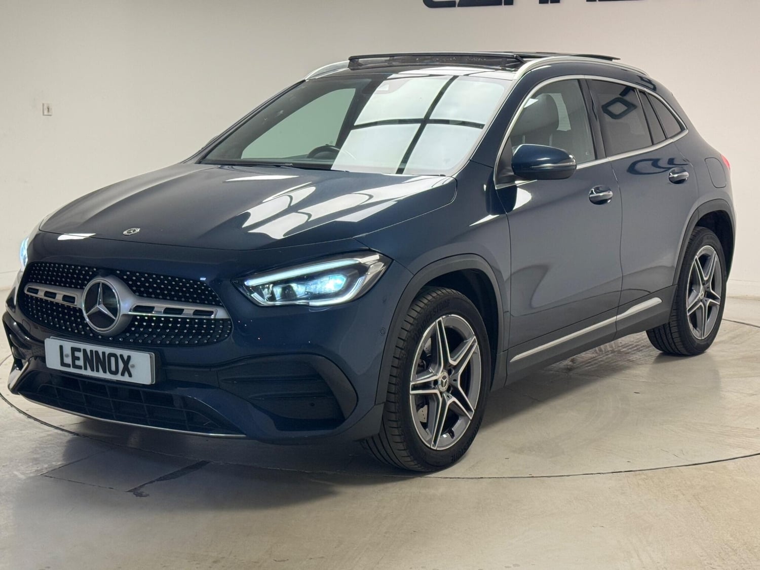 [ berth ]Mercedes-Benz GLA