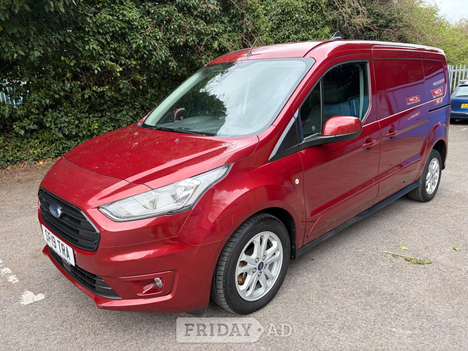 [ berth ]Ford Transit Connect
