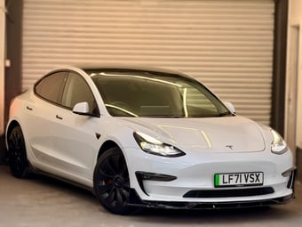 Tesla Model 3 2021
