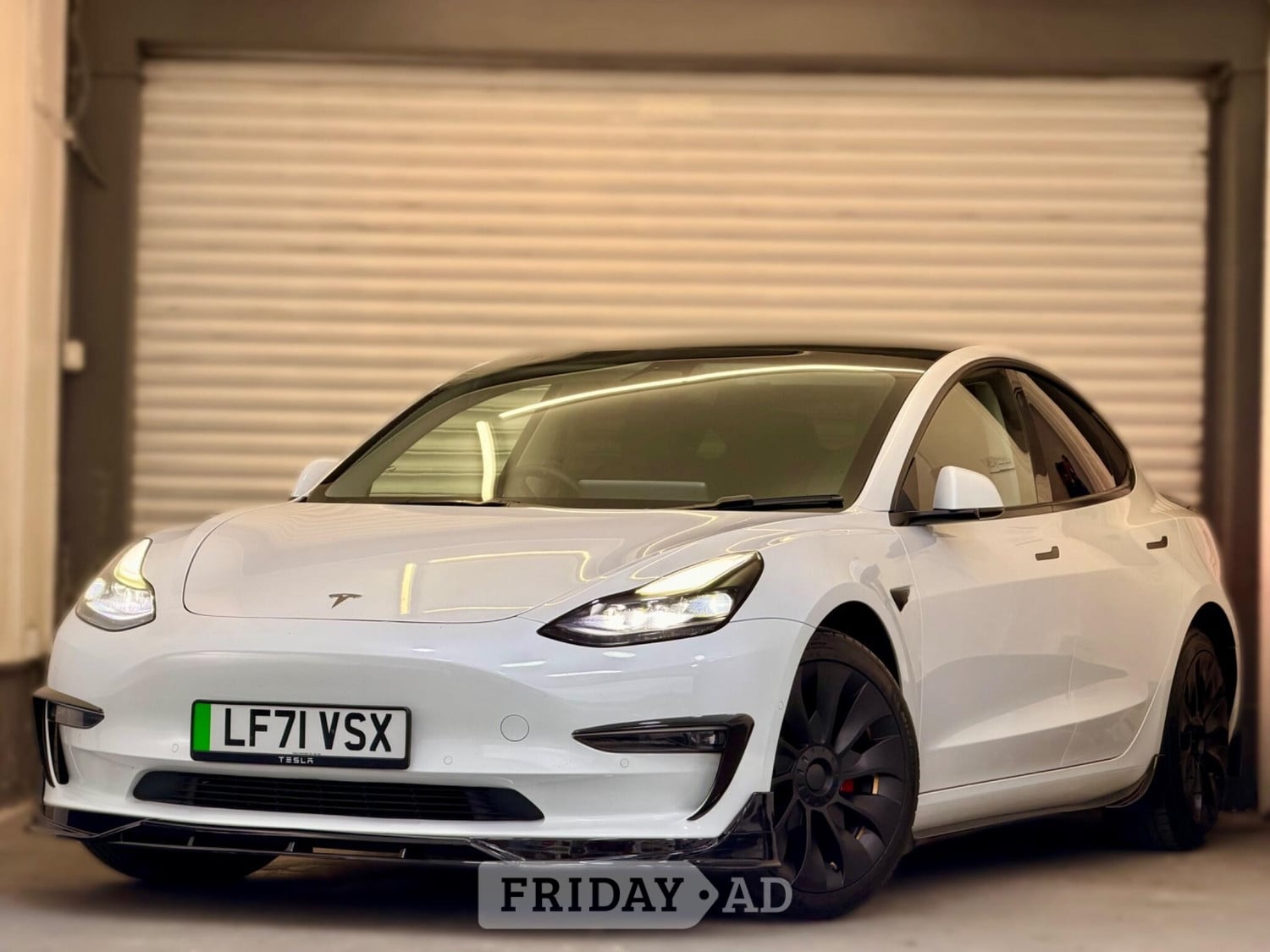 Tesla Model 3 2021 - Cars