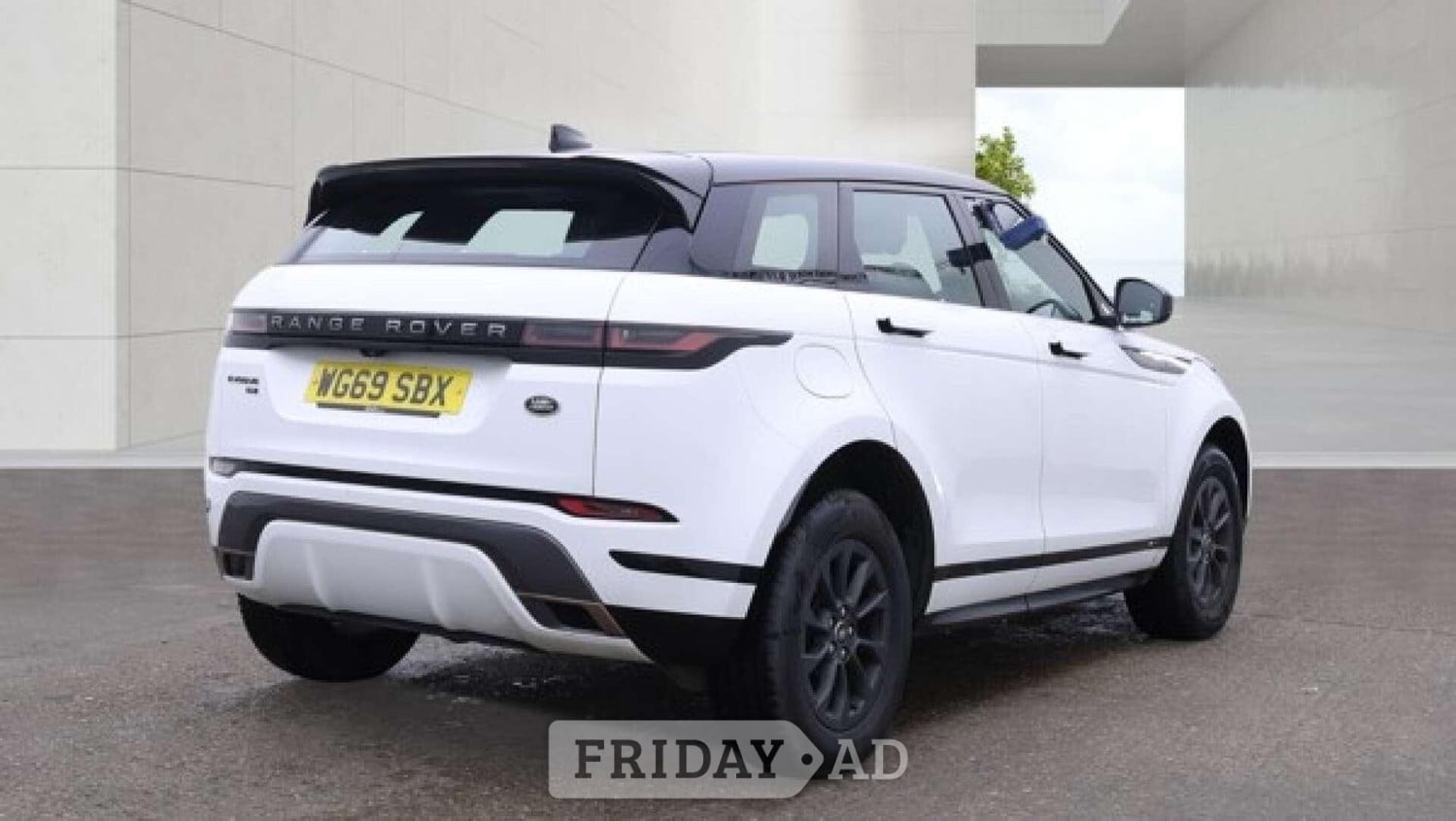 Land Rover Range Rover Evoque 2019 - Cars in Uxbridge