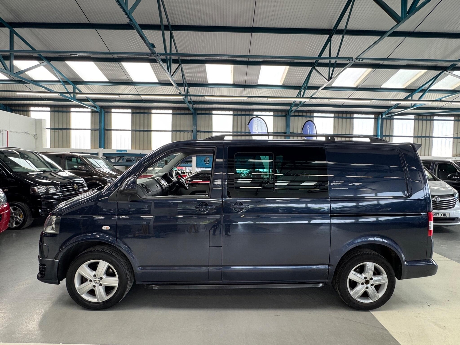 Volkswagen Transporter 2014 - Vans & Commercial Vehicles in Bolton