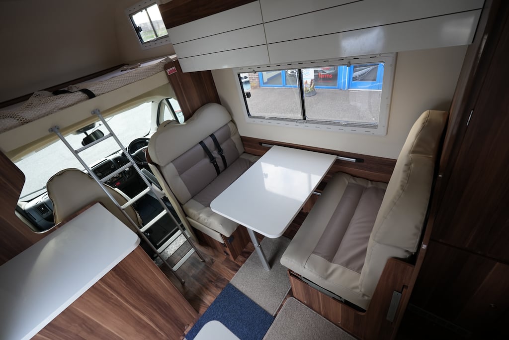 Roller Team Auto-Roller 259 2017 for sale - Motorhomes & Caravans in Haywards Heath