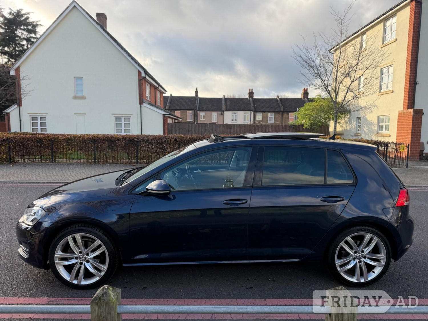 Volkswagen Golf 2016 - Cars