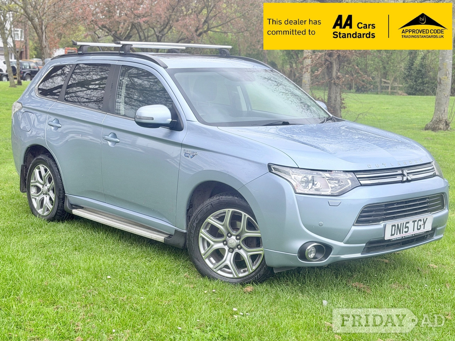 Mitsubishi Outlander 2015 in Slough
