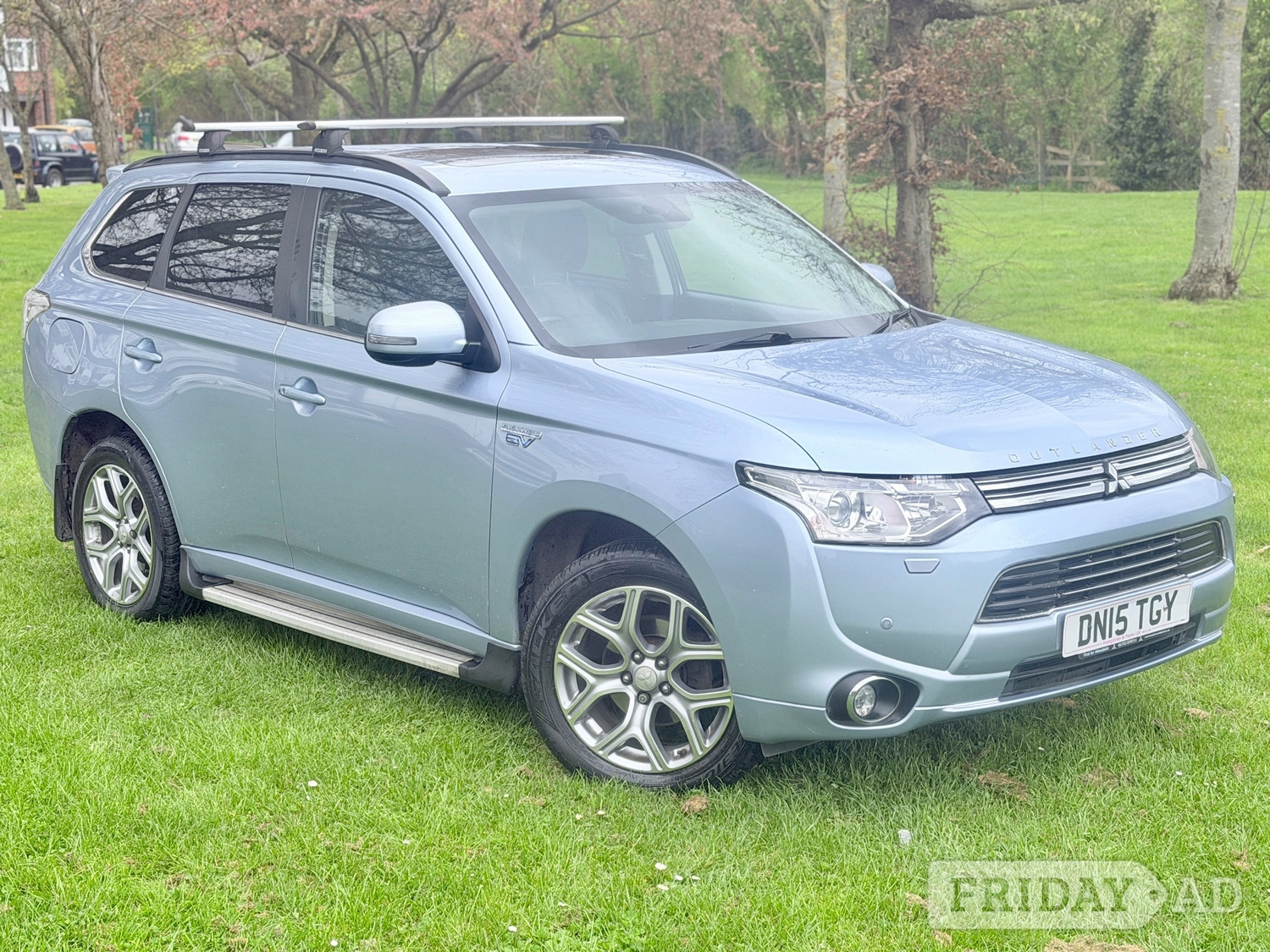 Mitsubishi Outlander 2015 - Cars