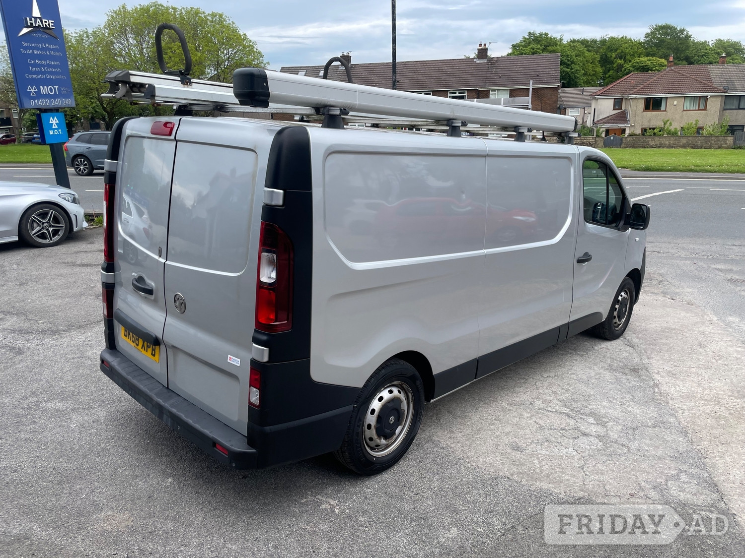 Vauxhall Vivaro 2018 - Vans & Commercial Vehicles