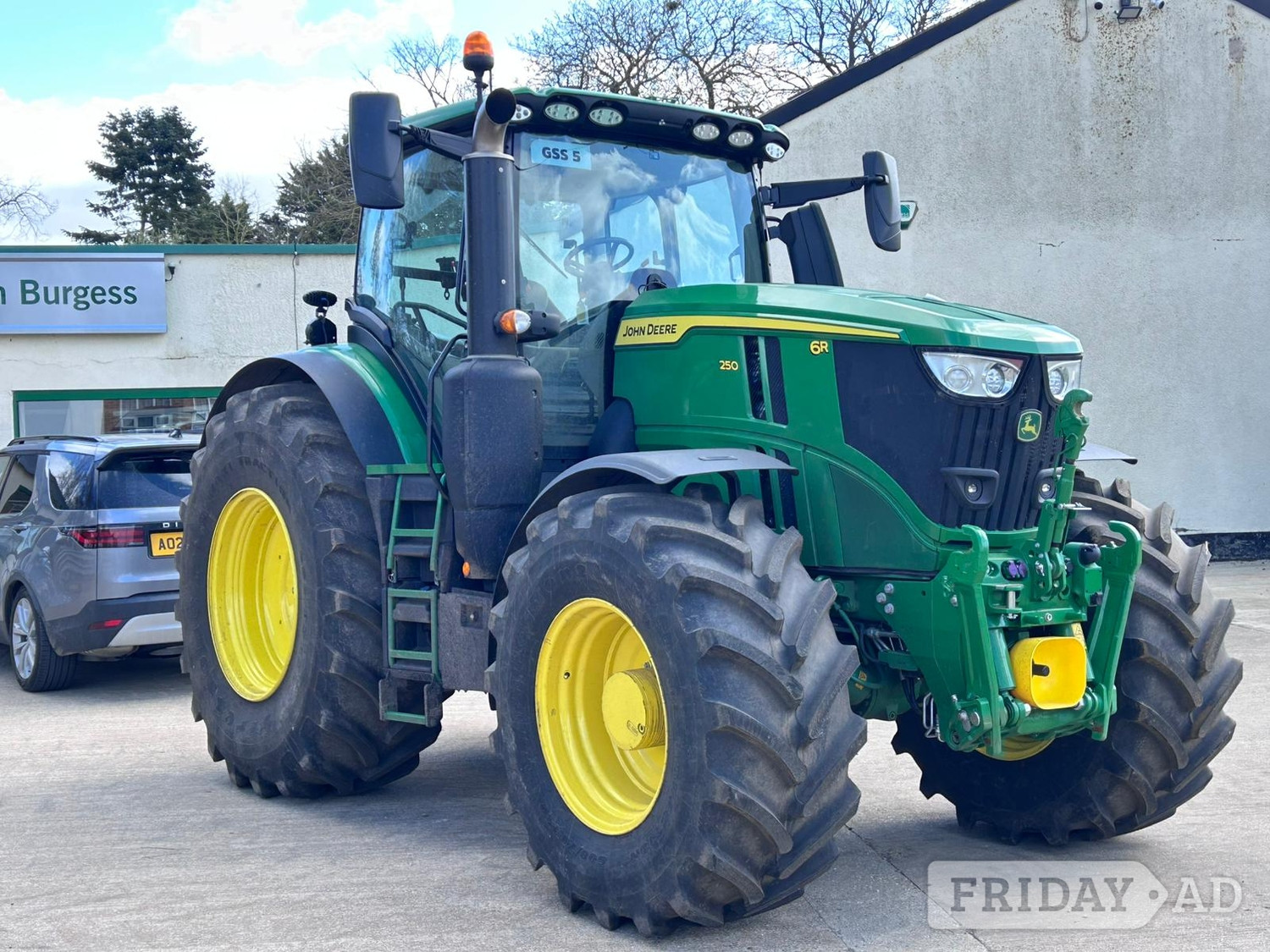 [ berth ]John Deere 6R 250
