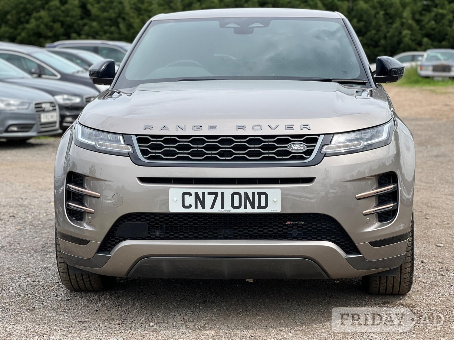 [ berth ]Land Rover Range Rover Evoque