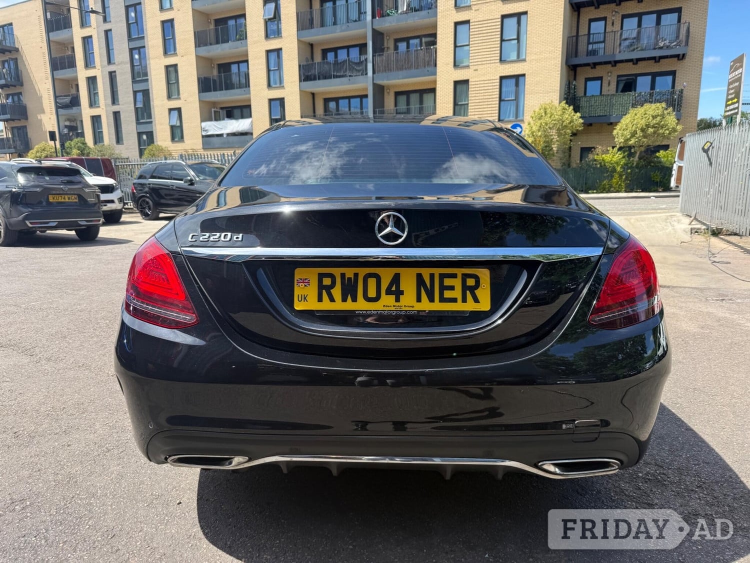 Mercedes-Benz C Class 2018 - Cars in Barnet