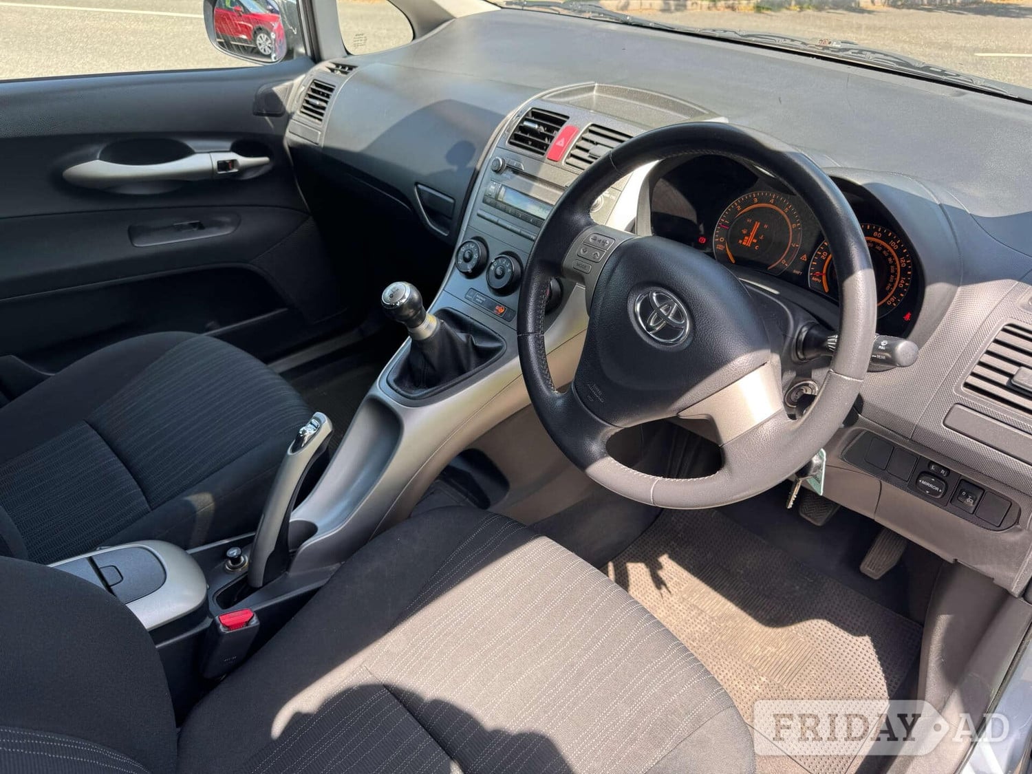 [ berth ]Toyota Auris