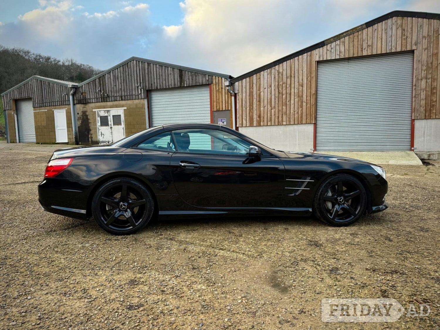 Mercedes-Benz SL 2013 - Cars in Upper North Dean