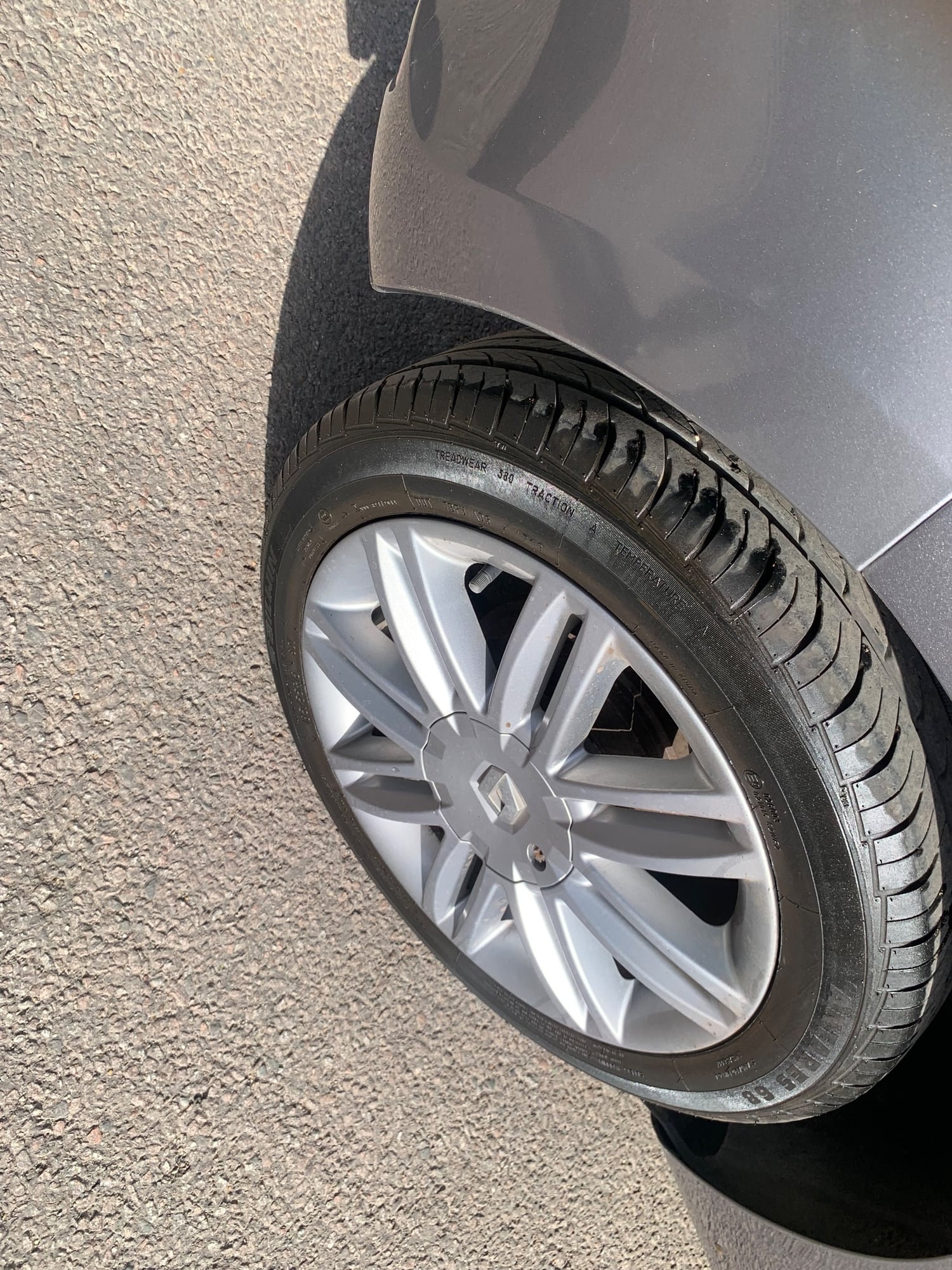 Renault Clio 2012 - Cars in Rickmansworth