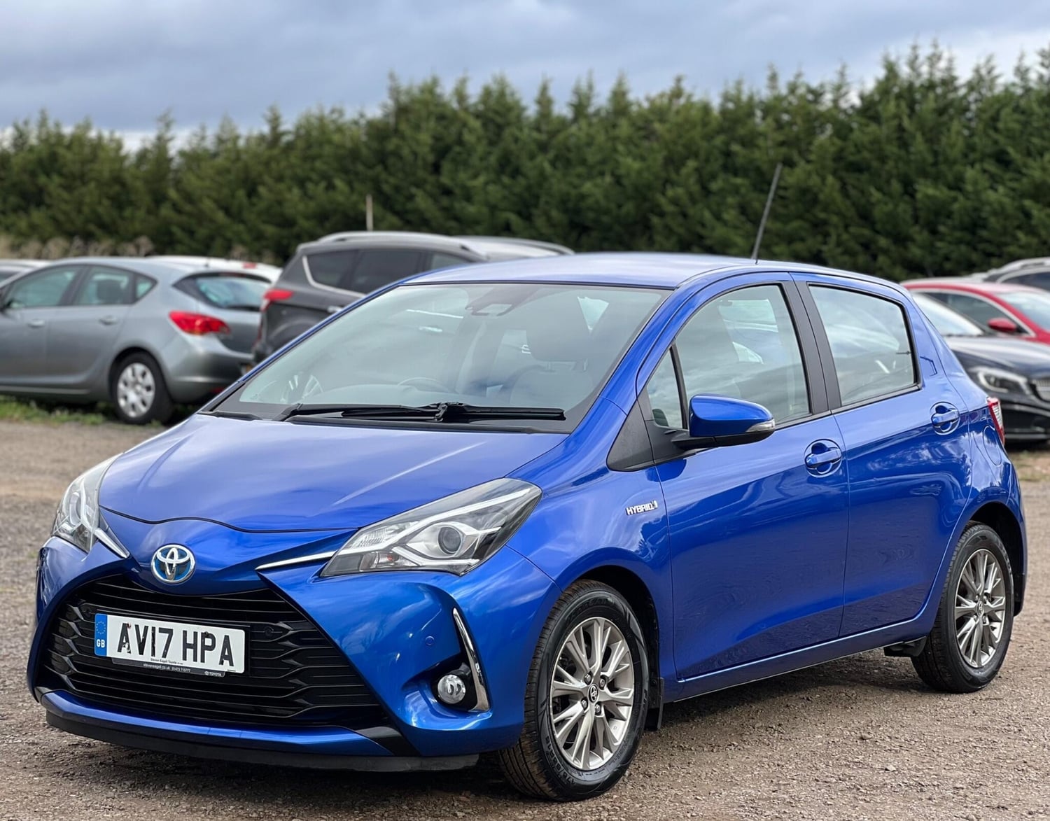 Toyota Yaris 2017 - Cars