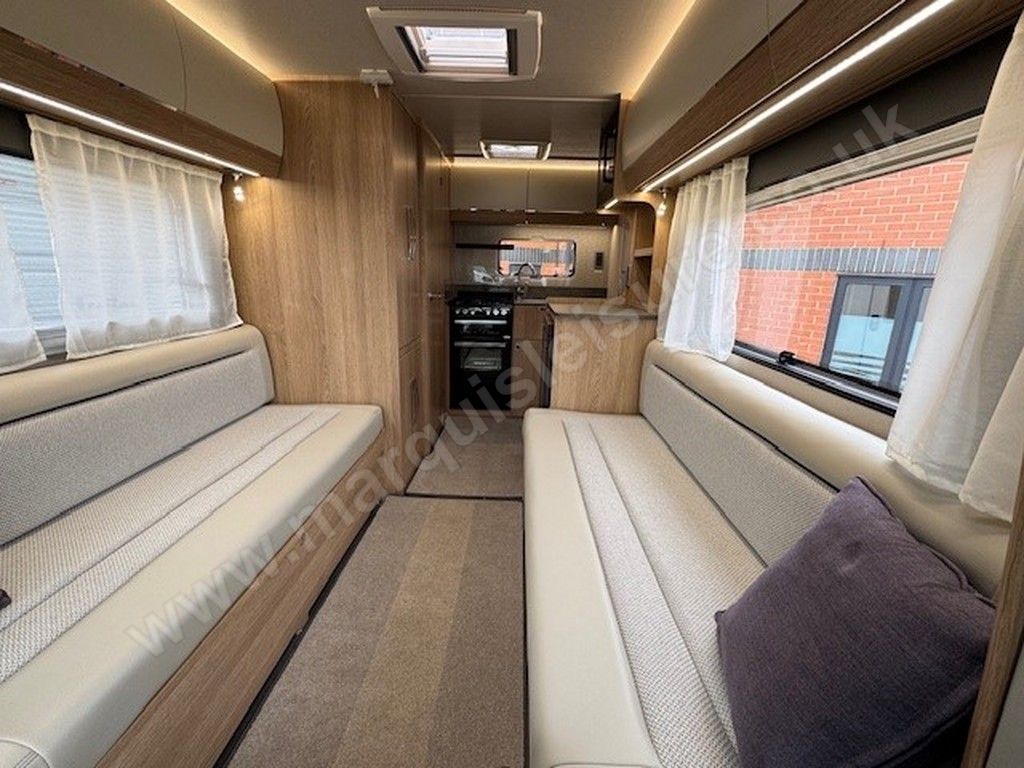 [2 berth ]Auto-Trail Imala 615