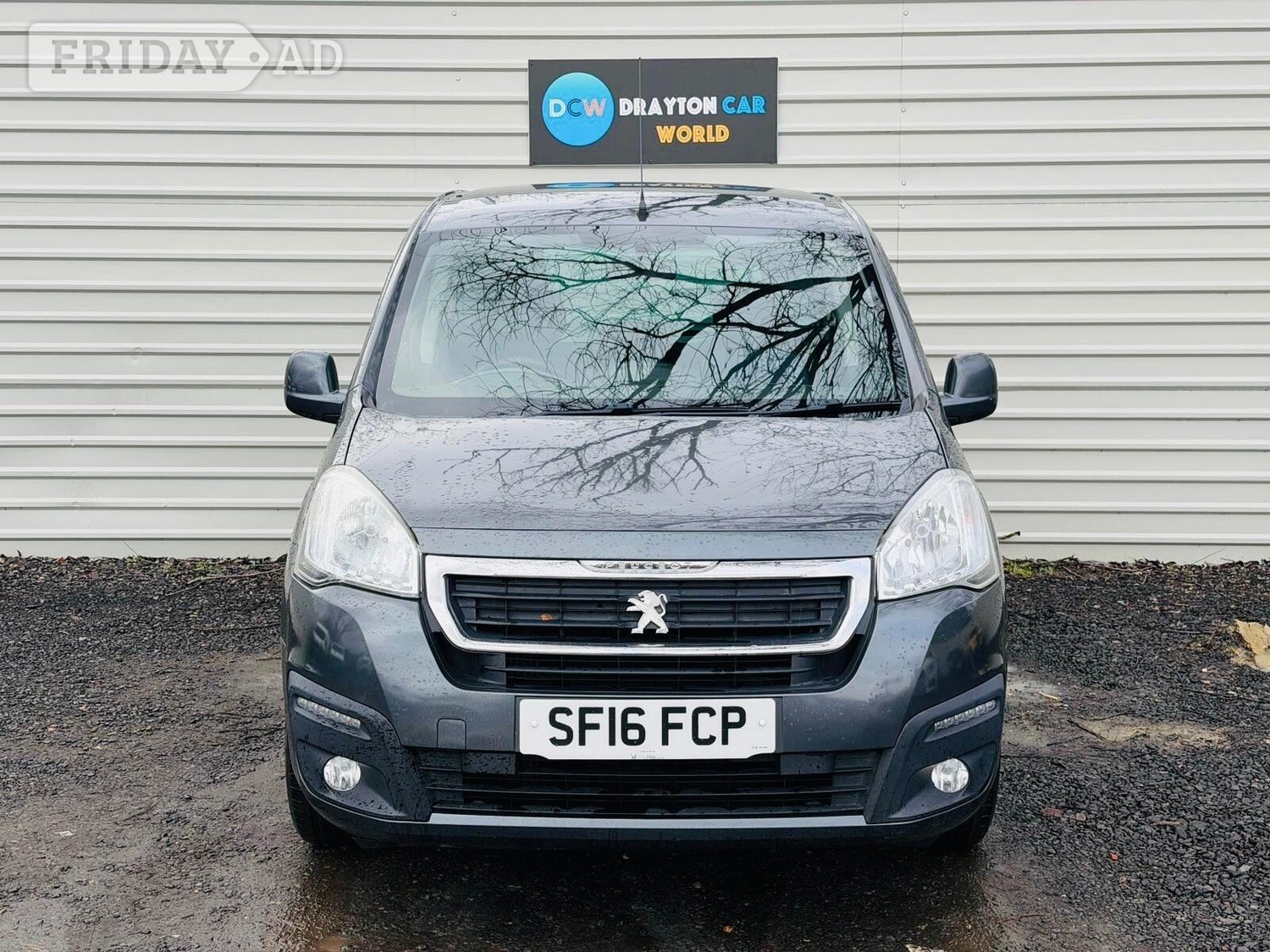 [ berth ]Peugeot Partner Tepee