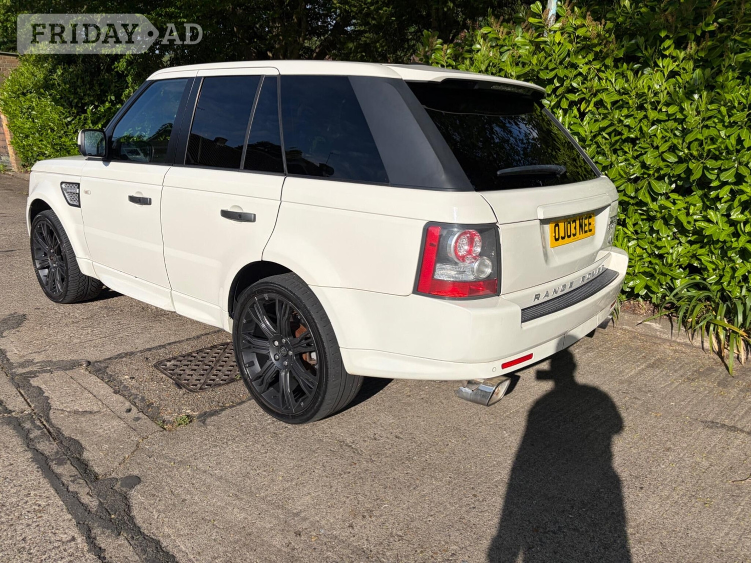 [ berth ]Land Rover Range Rover Sport