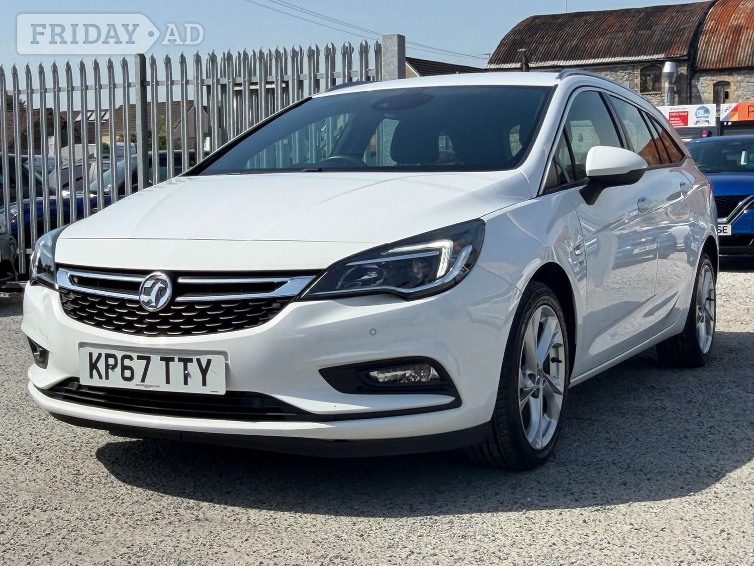 [ berth ]Vauxhall Astra