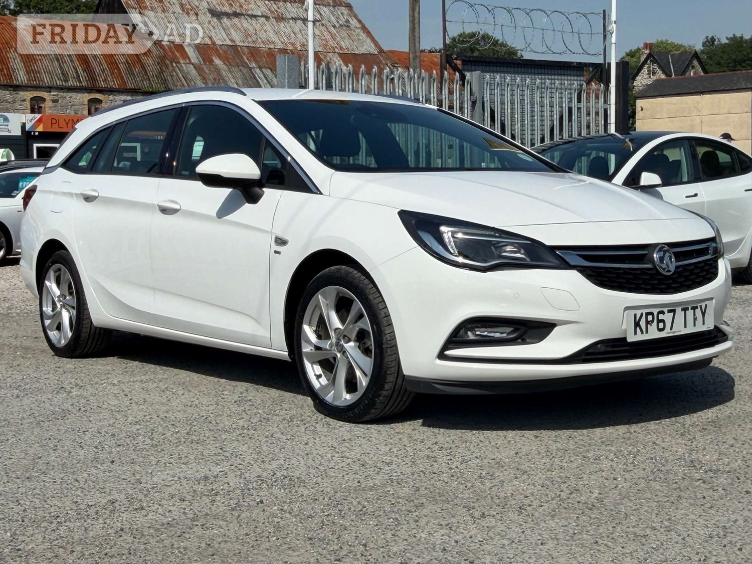 Vauxhall Astra 2017 in Plymouth