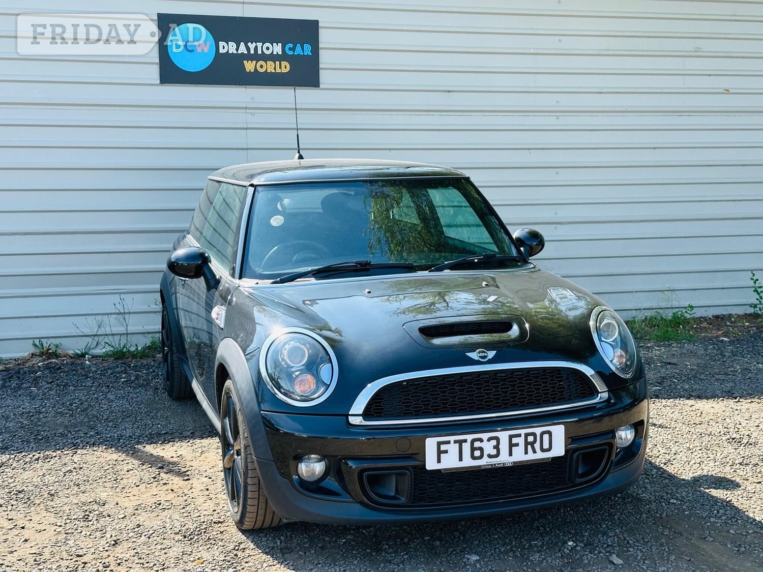Mini Hatch 2013 in Hillingdon