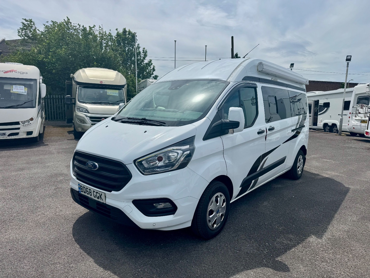 [ berth ]Ford Transit Campervan Conversion
