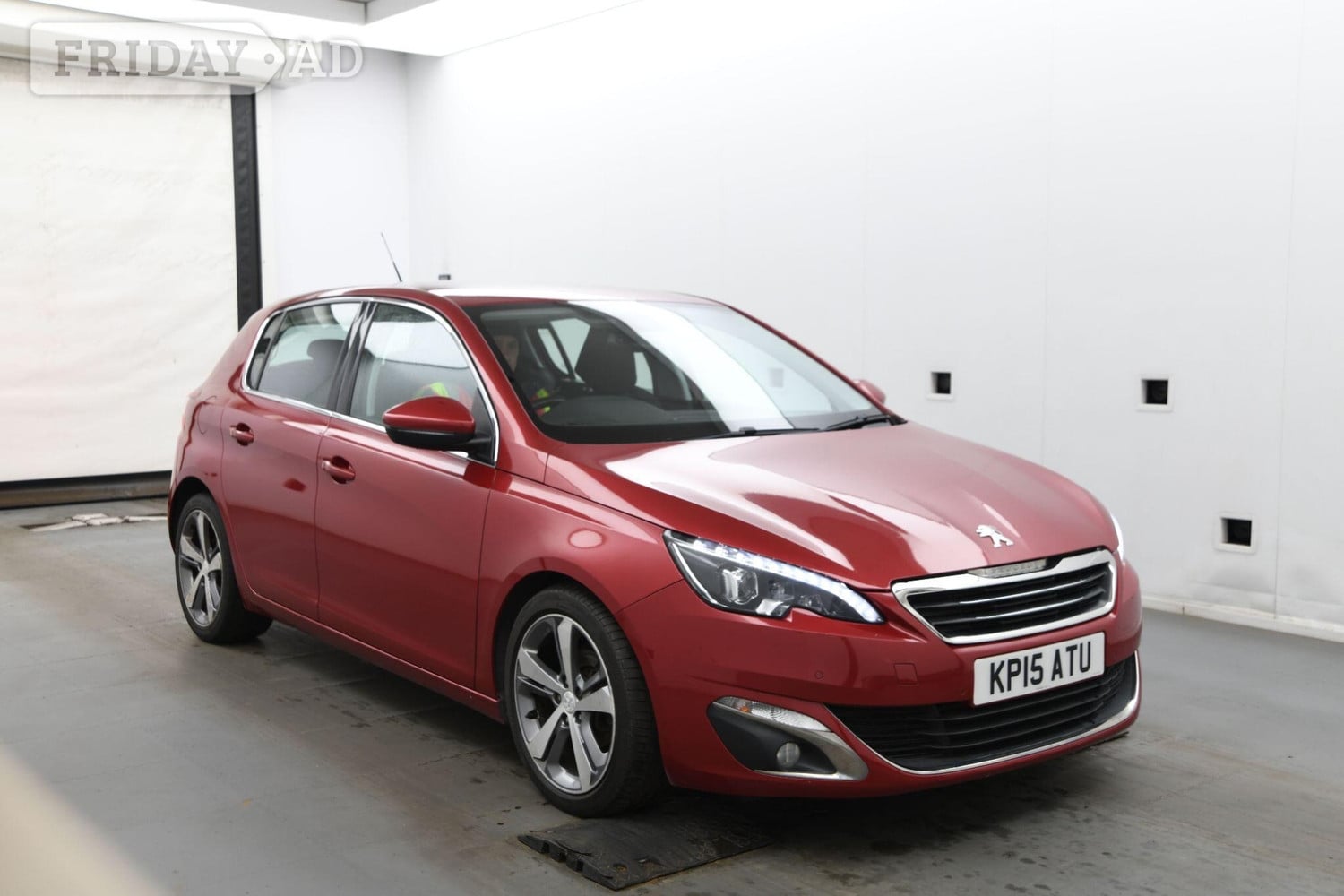 Peugeot 308 2015 in Uxbridge