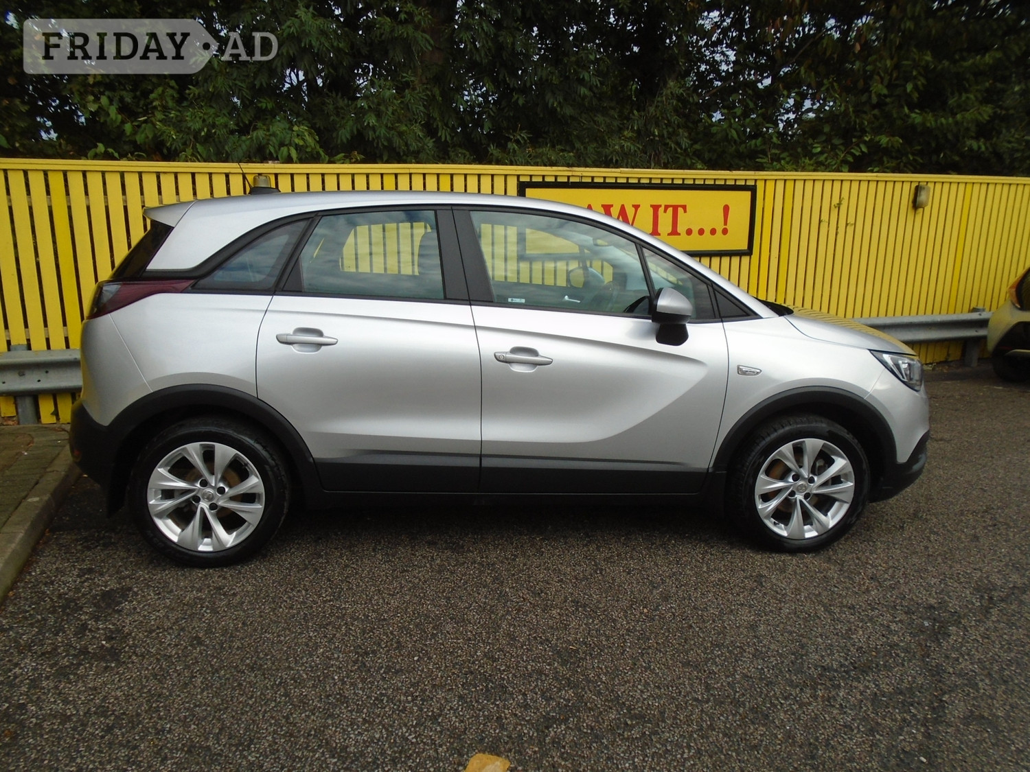Vauxhall Crossland X 2018 - Cars in Worthing