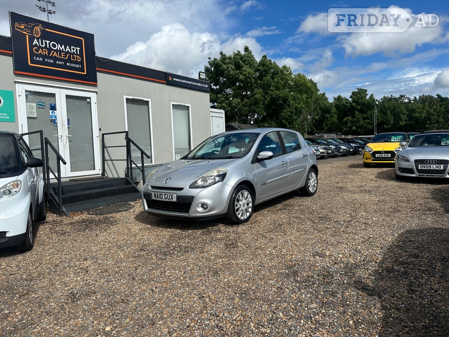 [ berth ]Renault Clio