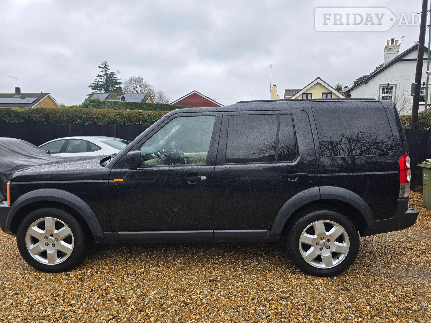 [ berth ]Land Rover Discovery 3