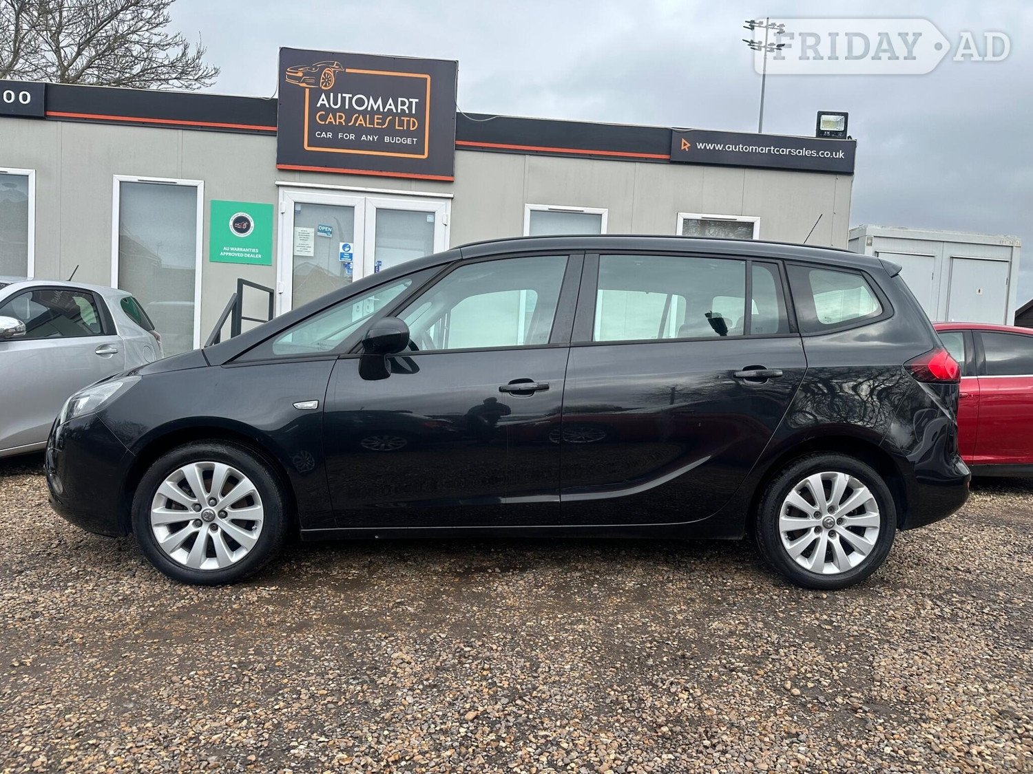 Vauxhall Zafira Tourer 2015 - Cars in Sunbury-On-Thames