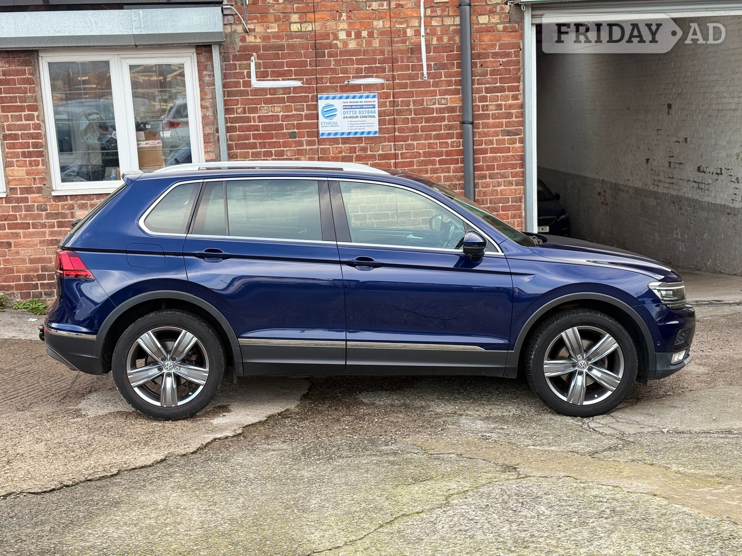Volkswagen Tiguan 2016 - Cars