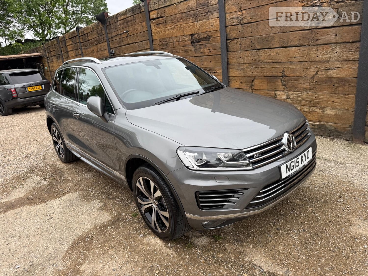 Volkswagen Touareg 2015 in Upper North Dean