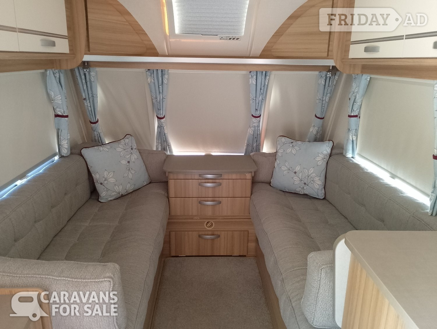 Lunar Quasar 2019 - Motorhomes & Caravans
