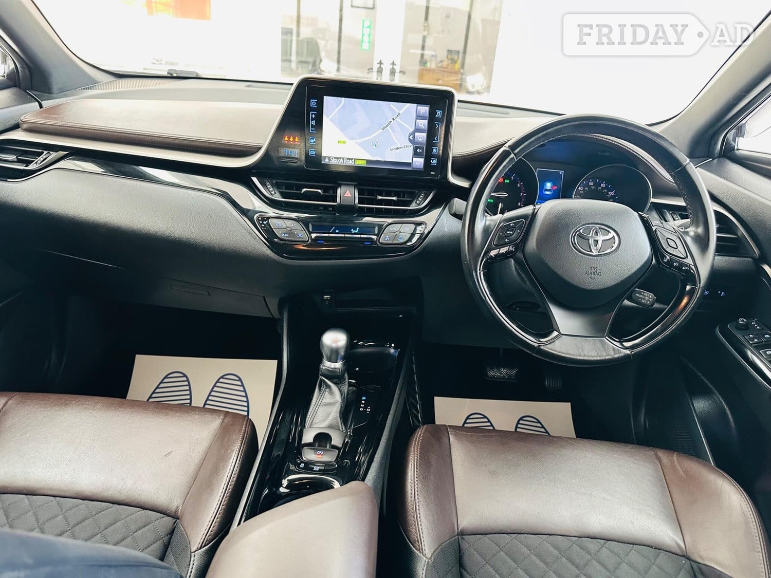 [ berth ]Toyota C-HR