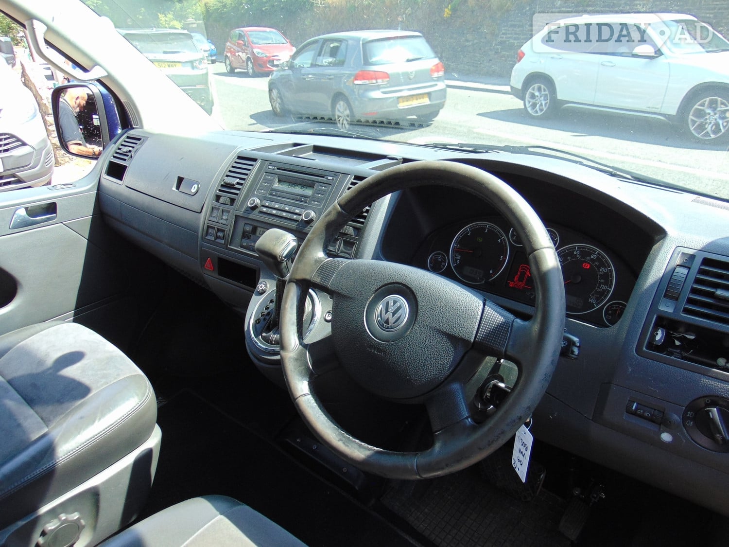 Volkswagen Caravelle 2009 - Cars