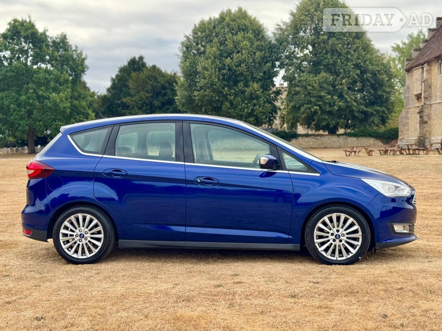[ berth ]Ford C-MAX