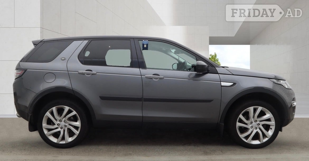 [ berth ]Land Rover Discovery Sport