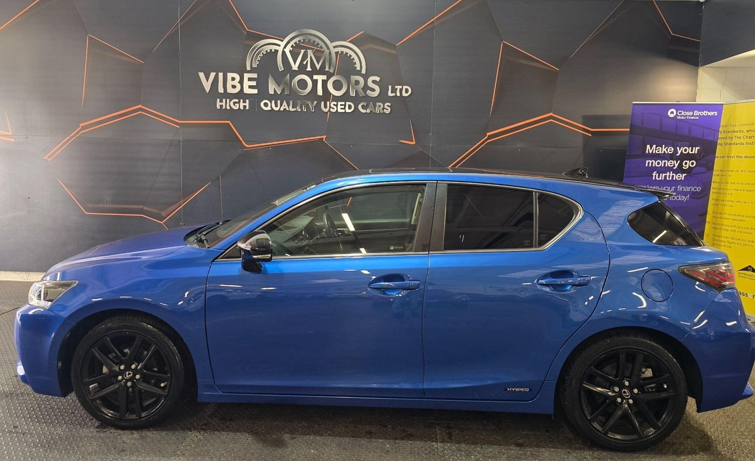 Lexus CT 2017 - Cars in Harrow