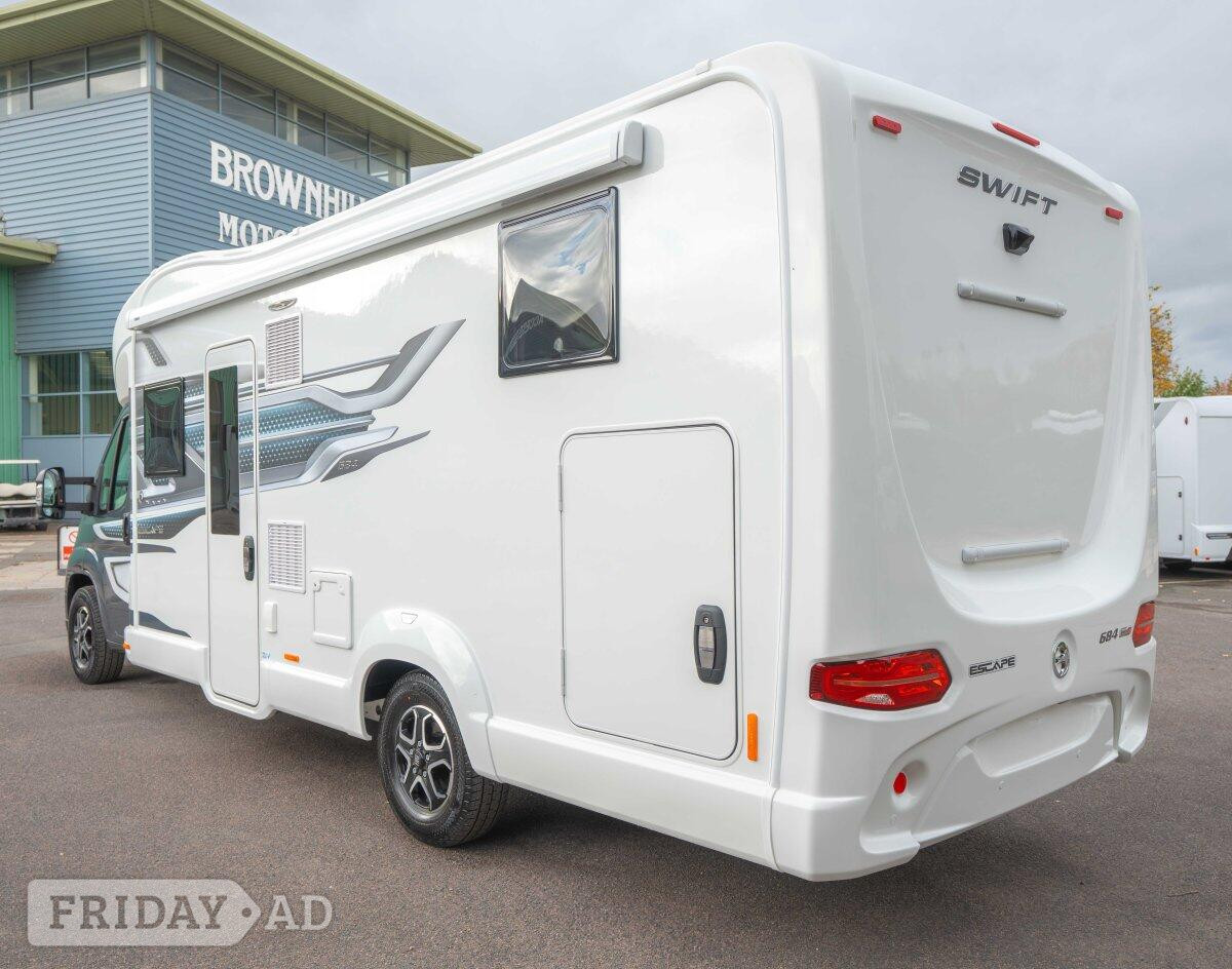 [4 berth ]Swift Escape 684