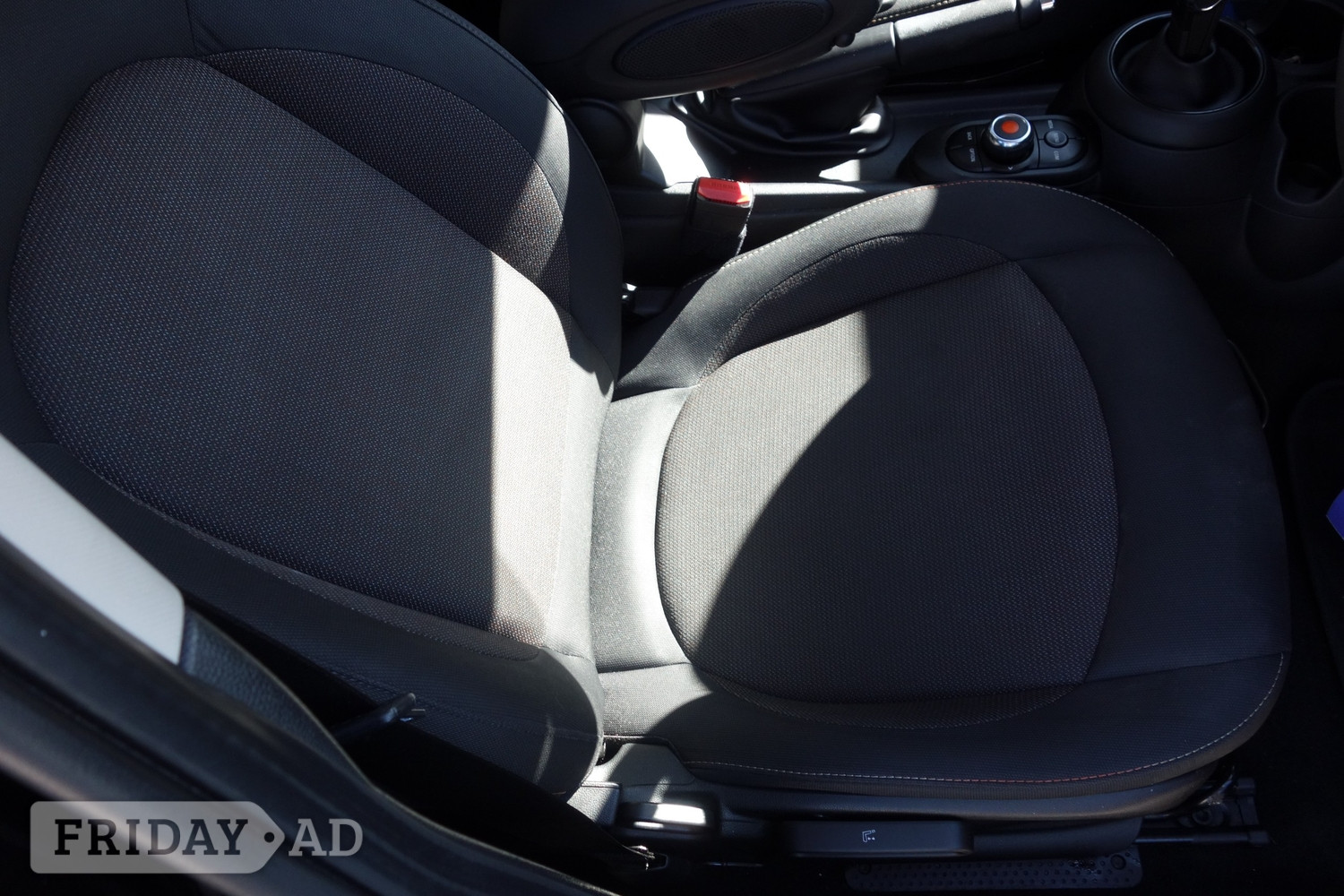Mini Hatch 2019 - Cars