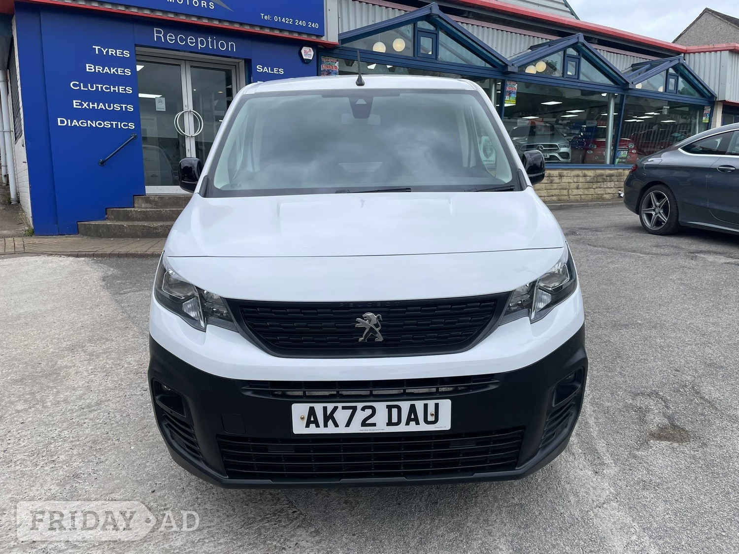 [ berth ]Peugeot Partner