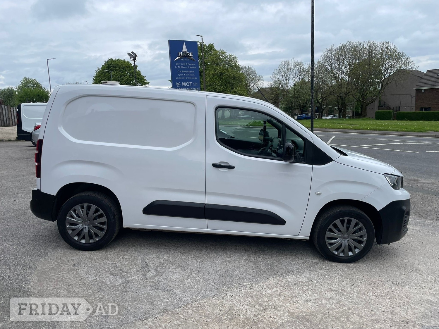 Peugeot Partner 2022 - Vans & Commercial Vehicles in Halifax