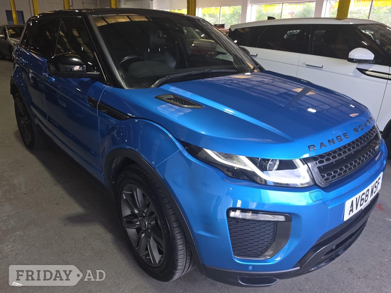 Land Rover Range Rover Evoque 2018 in Pontypridd