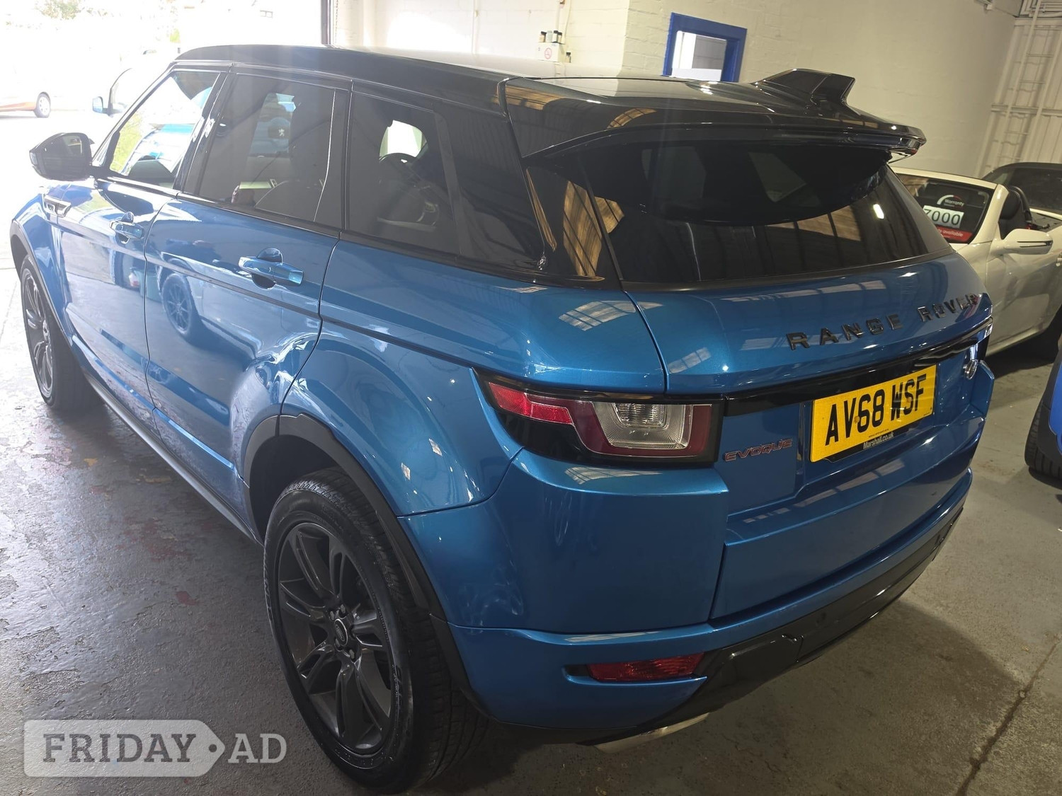 Land Rover Range Rover Evoque 2018 - Cars in Pontypridd