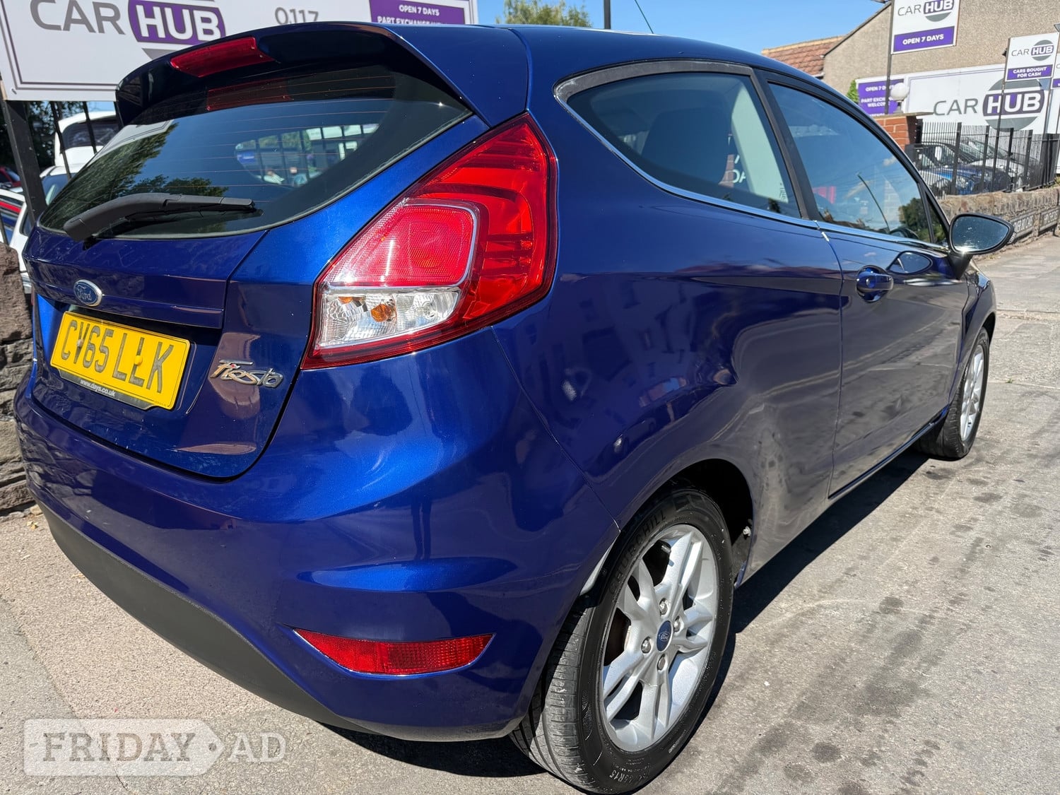 Ford Fiesta 2015 - Cars