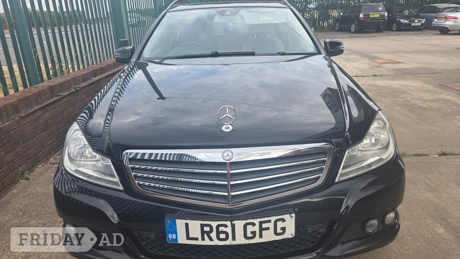 [ berth ]Mercedes-Benz C Class