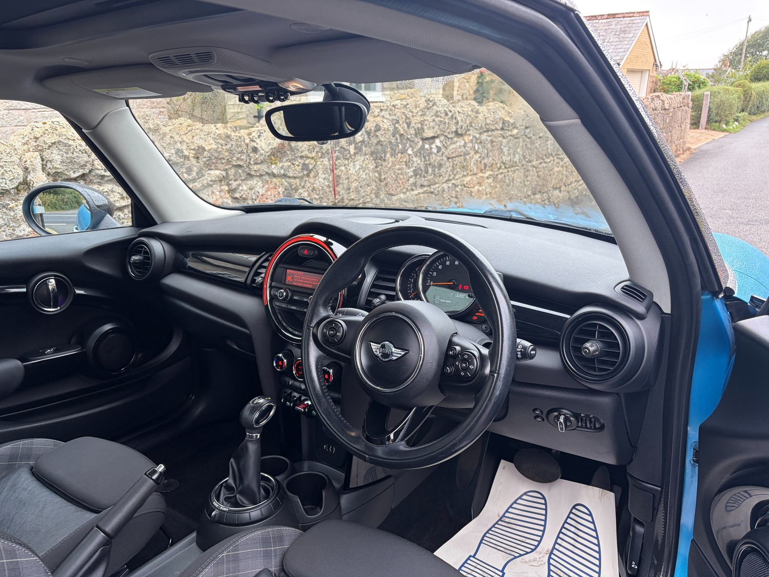 [ berth ]Mini Hatch
