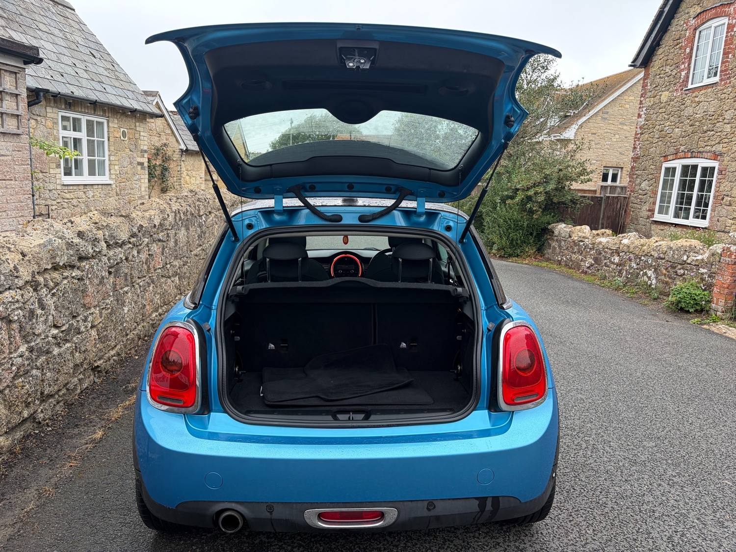 Mini Hatch 2015 - Cars